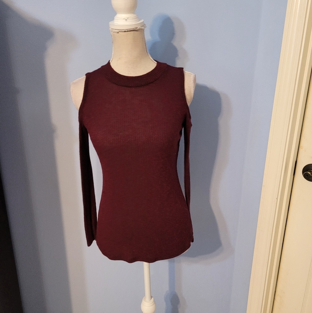 Free Kisses Small Womens Blouse